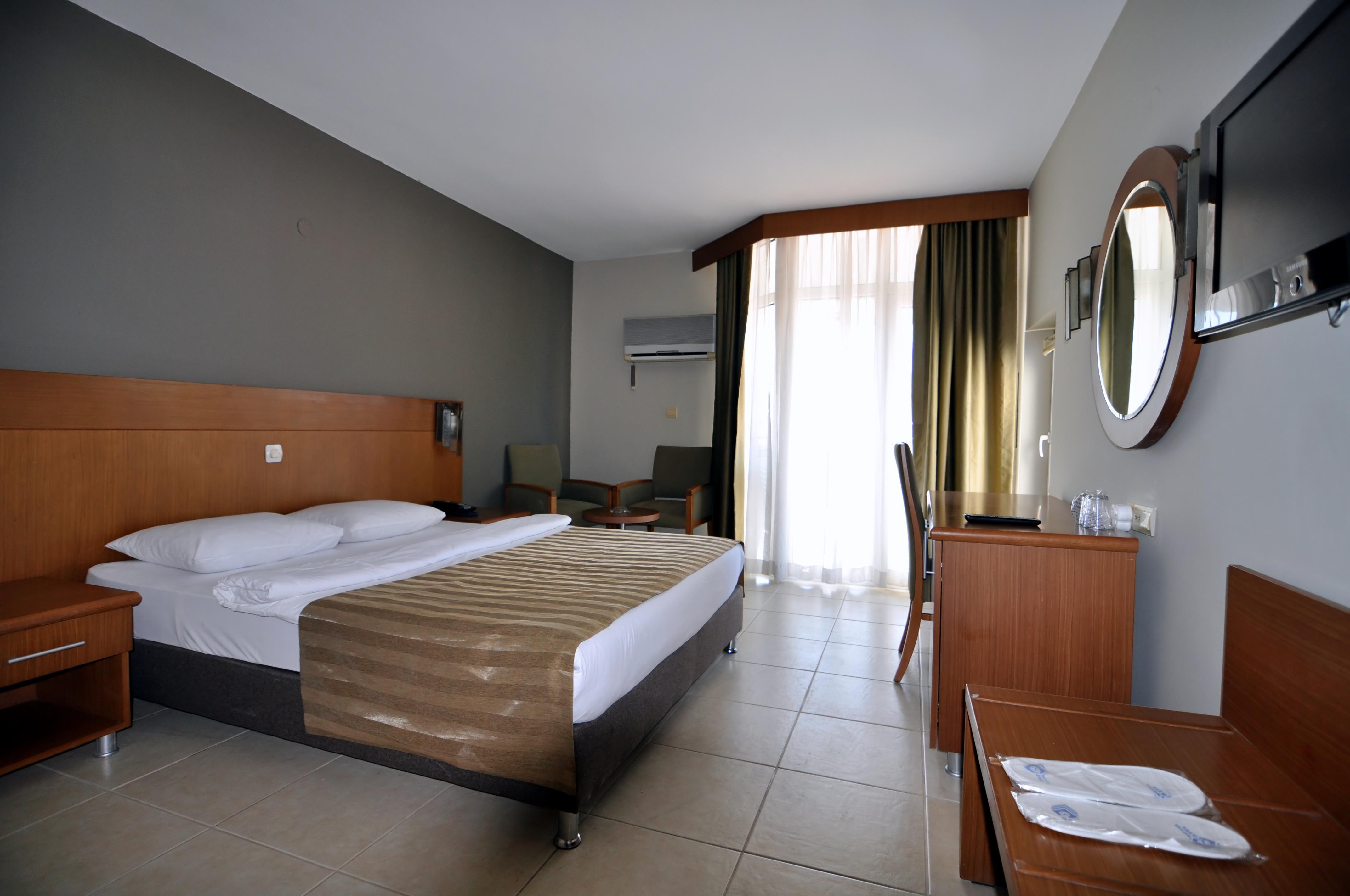 Surtel Hotel Kusadası Exterior foto