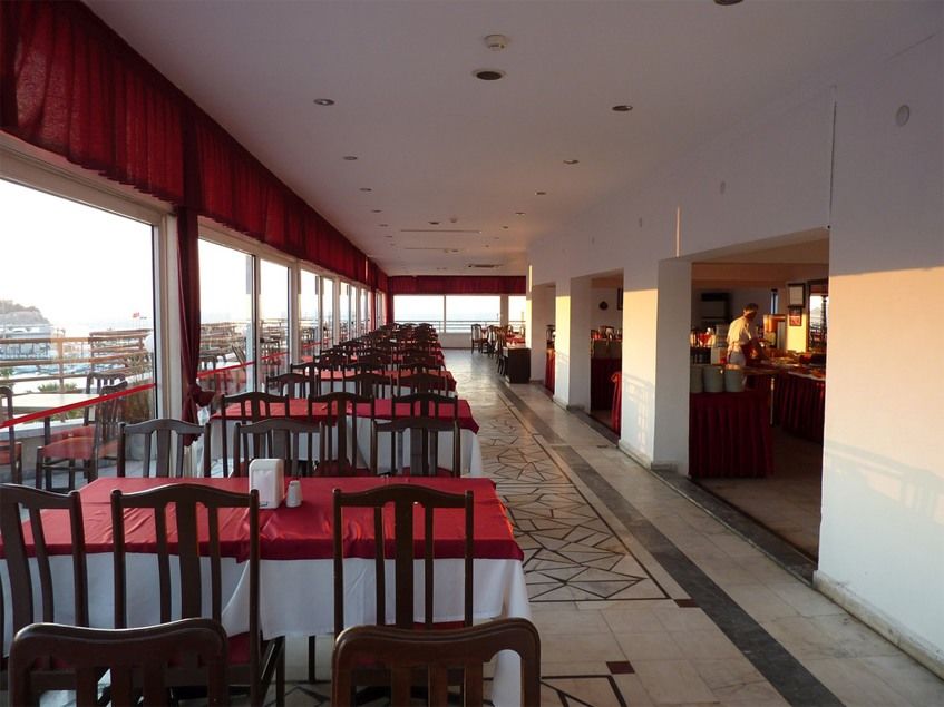 Surtel Hotel Kusadası Exterior foto