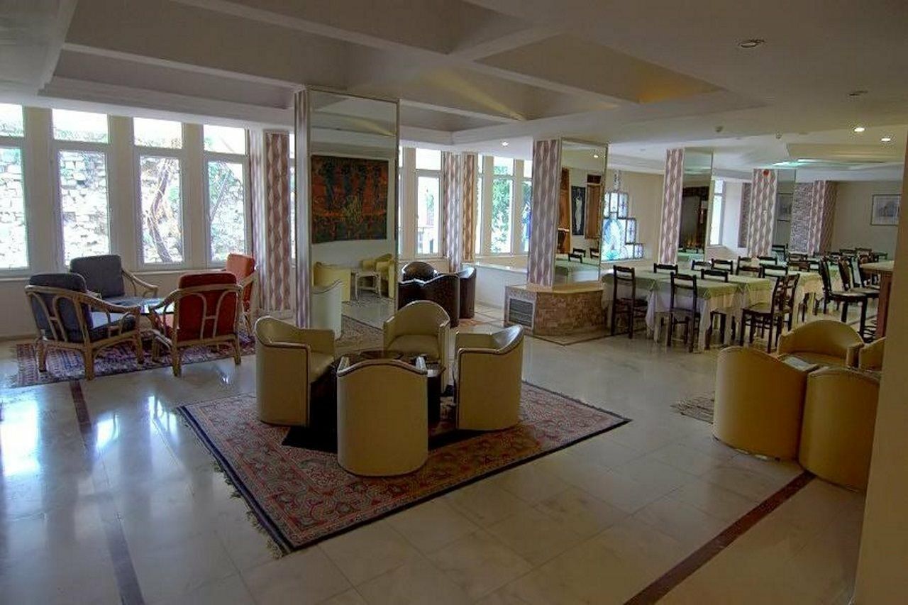 Surtel Hotel Kusadası Exterior foto